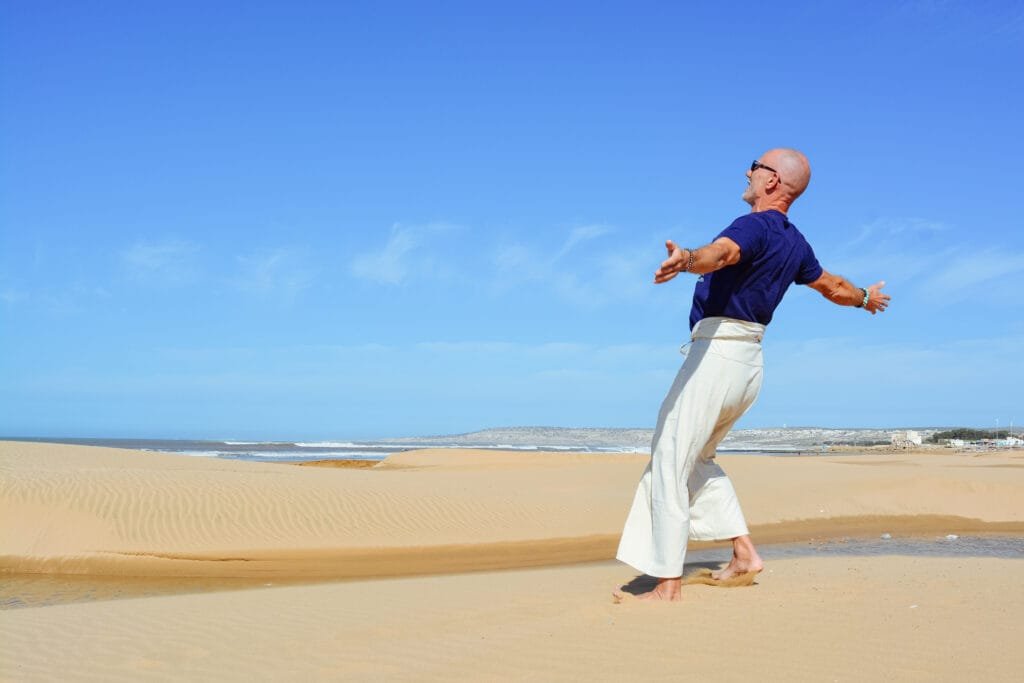 Franck Cohendet - Coaching, Accompagnements, Programmes et Formations : POTENTIEL ILLIMITÉ - "Libère ton Potentiel, Réveille la Force en toi, Transforme ta Vie !" - https://potentielillimite.net - Photo : Plage de Sidi Kaouki, Essaouira, Maroc Novembre 2025 © Franck Cohendet